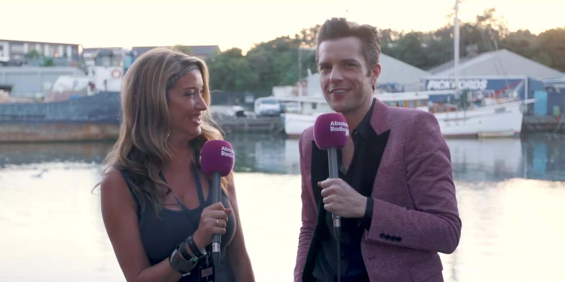 Intervista con Absolute Radio all’Isle of Wight Festival