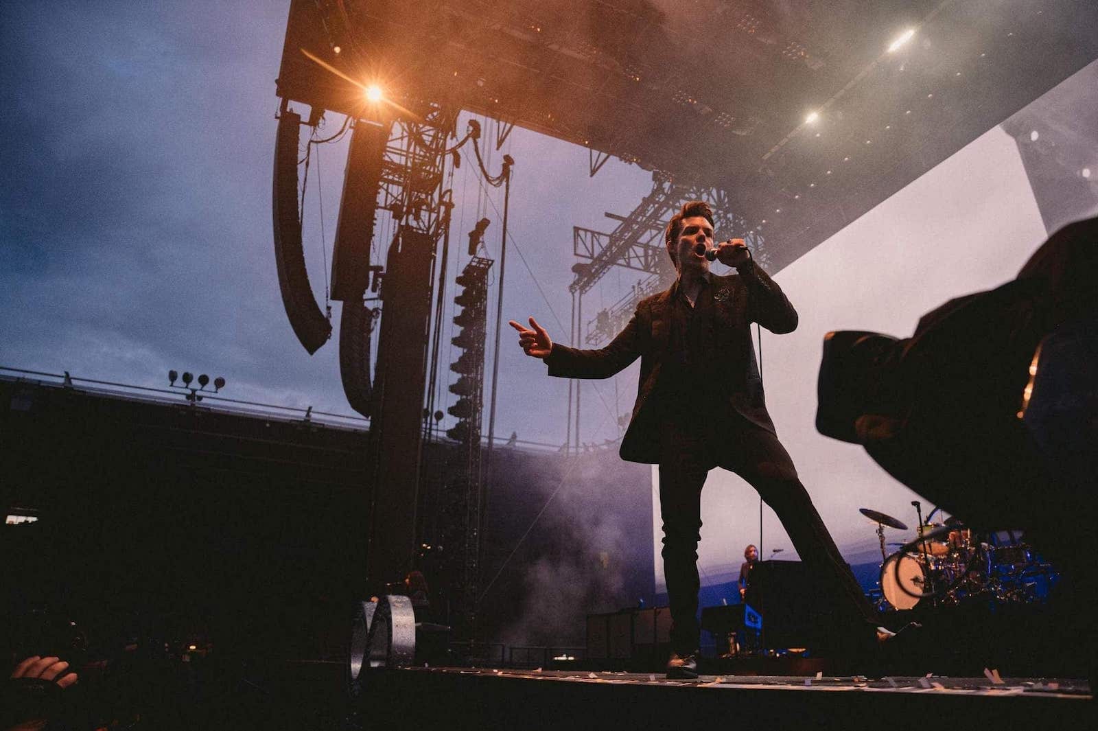 Brandon Flowers dei Killers parla del suo amore per il pubblico britannico e nuovi progetti musicali